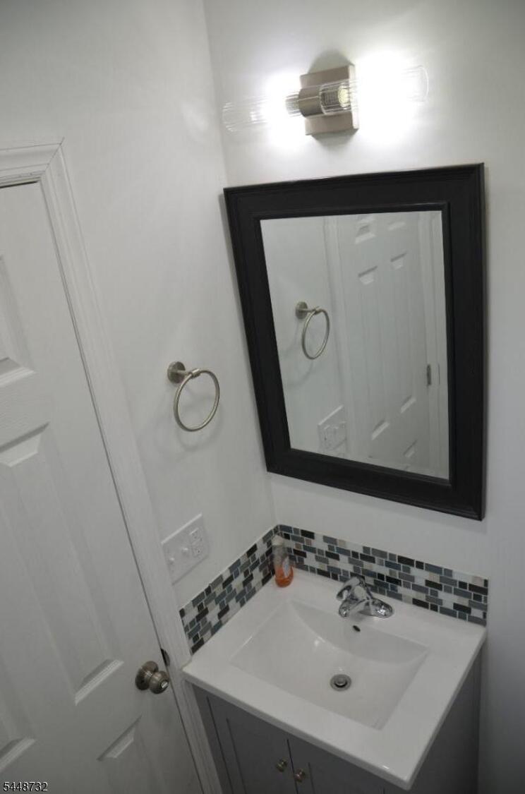 Property listing MLS 4042525 photo 21
