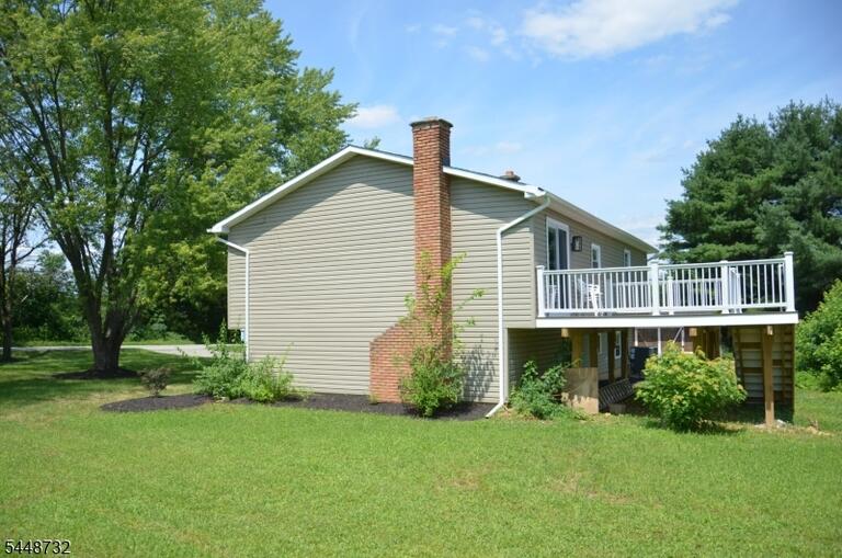 Property listing MLS 4042525 photo 4