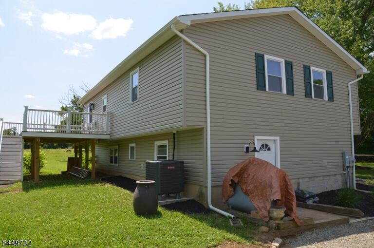Property listing MLS 4042525 photo 5