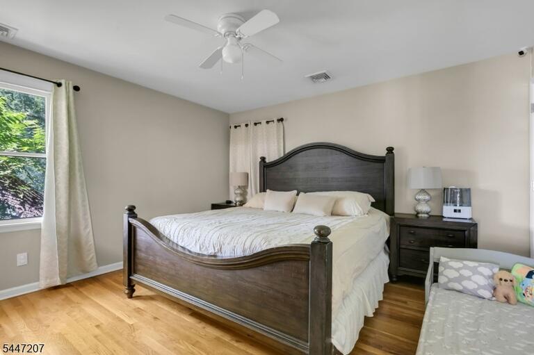 Property listing MLS 4042628 photo 14
