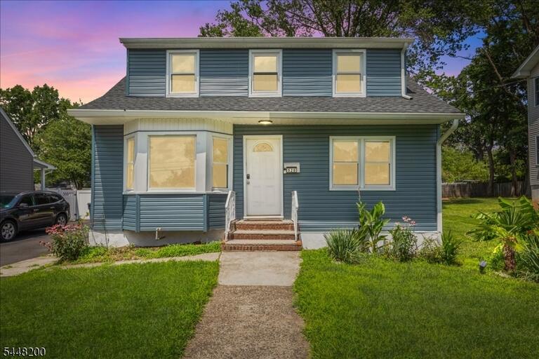 Property listing MLS 4042661 photo 1