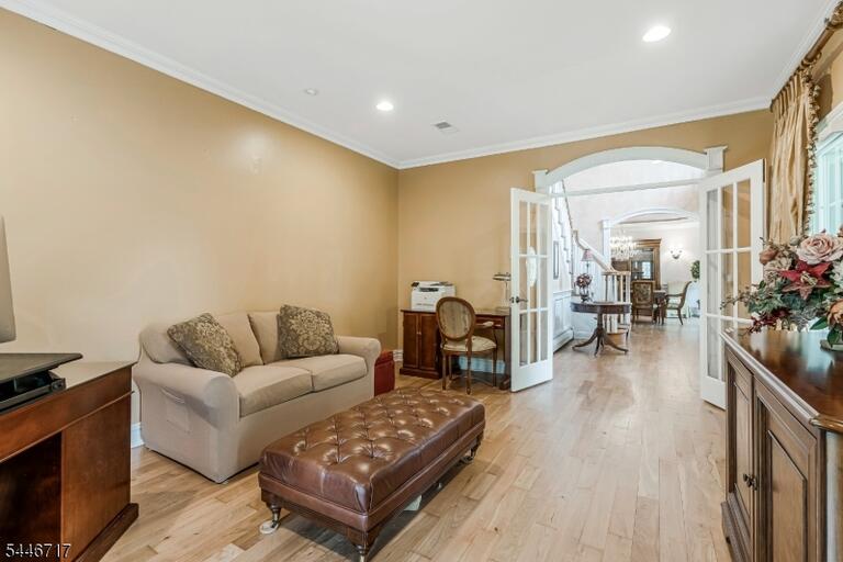 Property listing MLS 4042693 photo 8