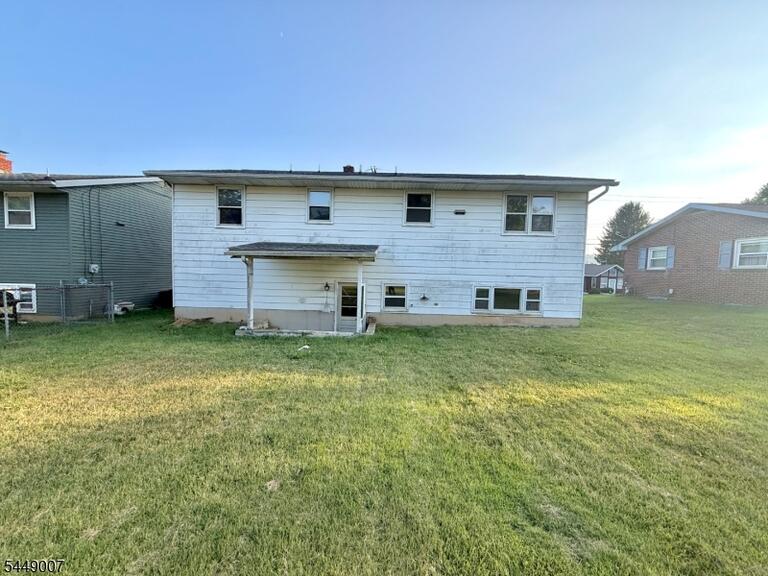 Property listing MLS 4042738 photo 3