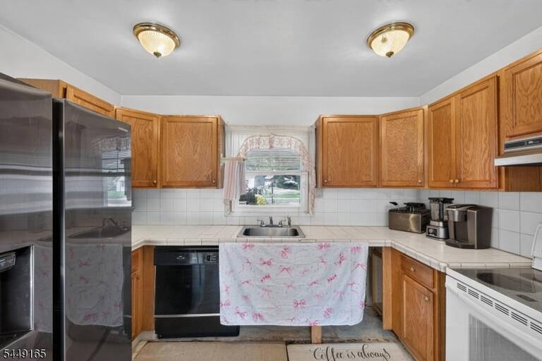 Property listing MLS 4042906 photo 12