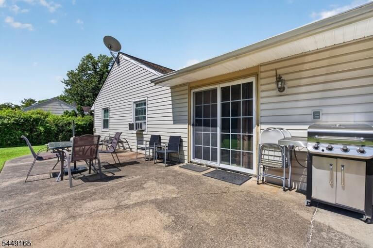 Property listing MLS 4042906 photo 23