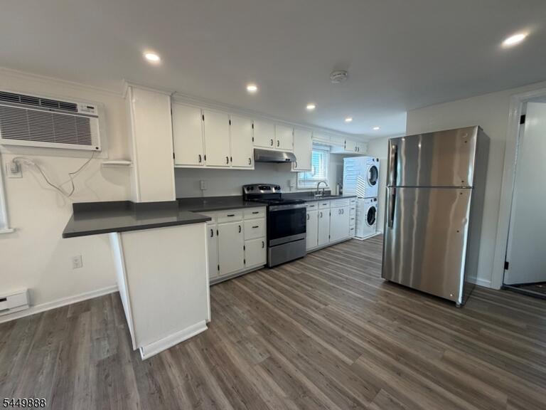 Property listing MLS 4043503 photo 4