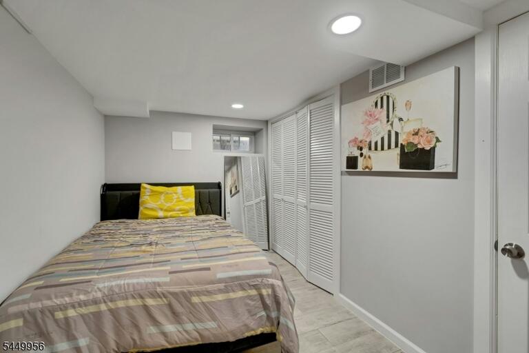 Property listing MLS 4043519 photo 38