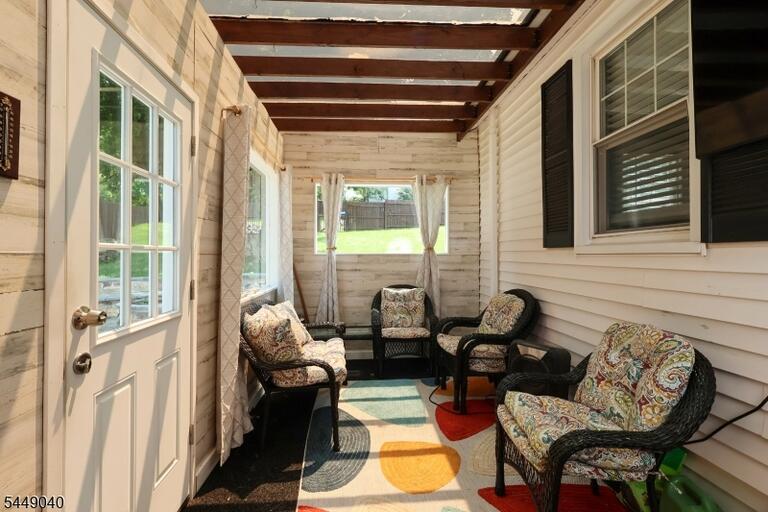 Property listing MLS 4043553 photo 10