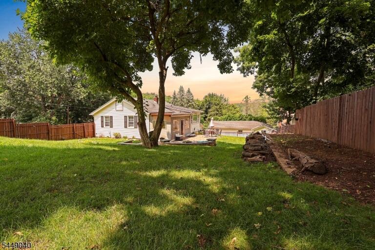 Property listing MLS 4043553 photo 19
