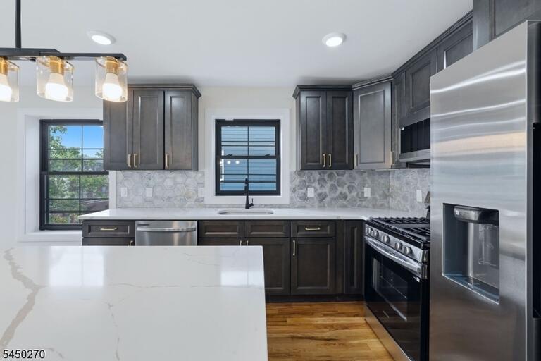 Property listing MLS 4043761 photo 5