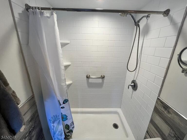 Property listing MLS 4043780 photo 21