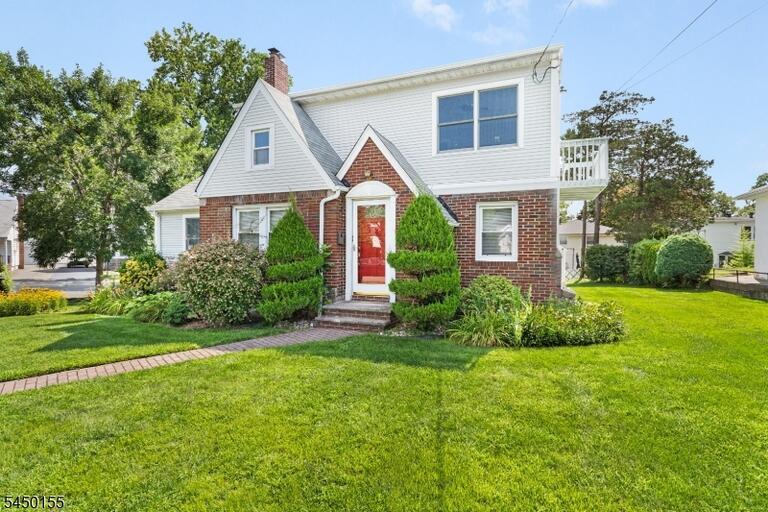Property listing MLS 4043839 photo 1