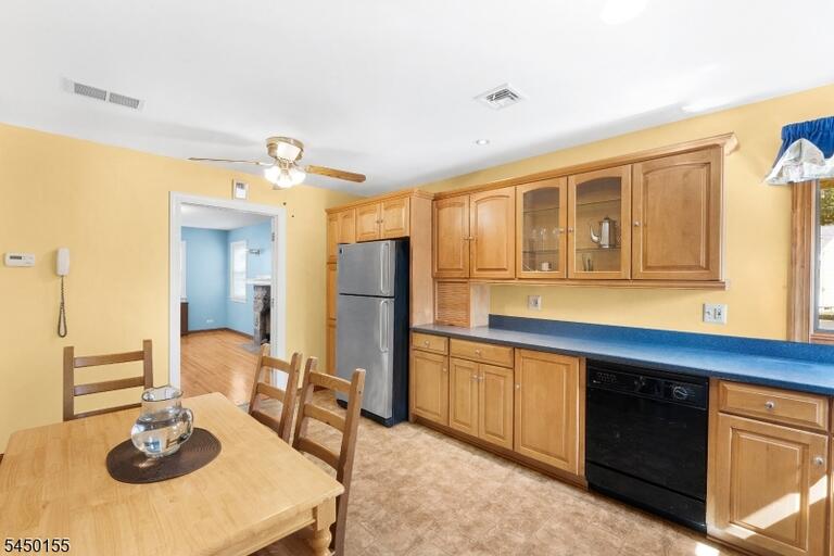 Property listing MLS 4043839 photo 11