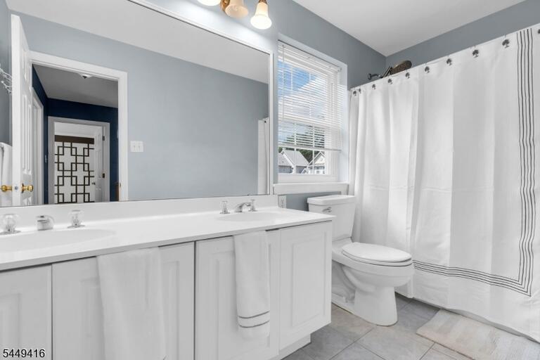 Property listing MLS 4043949 photo 21
