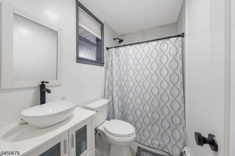 Property listing MLS 4044154 photo 10