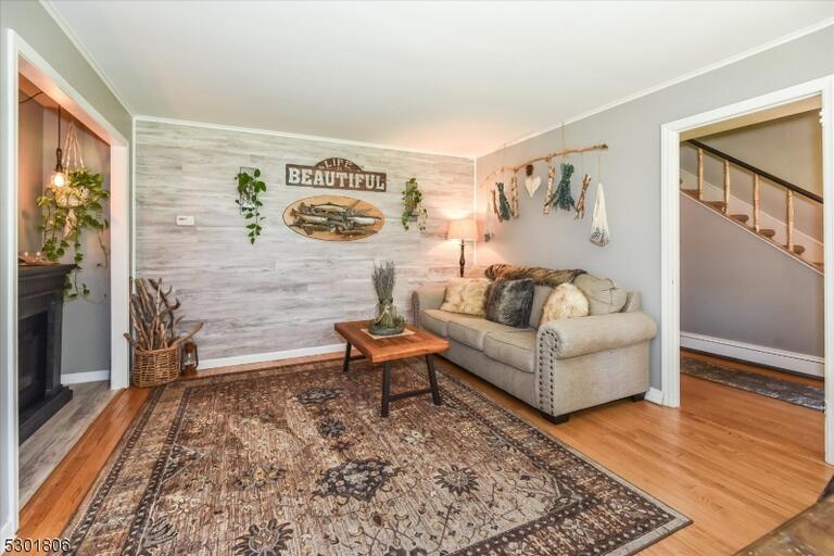 Property listing MLS 4044180 photo 15