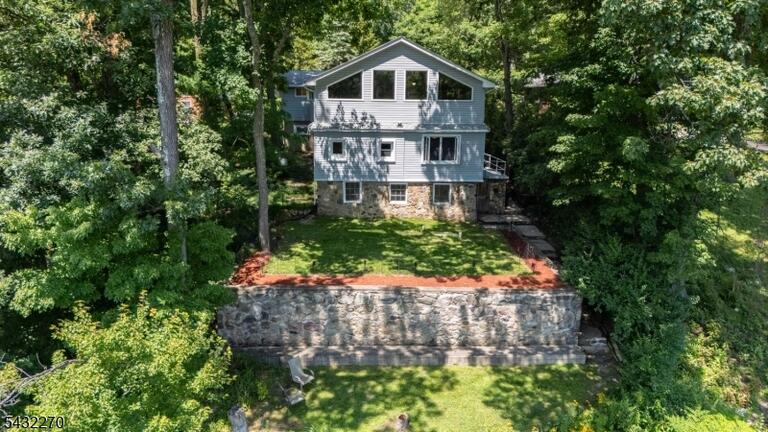 Property listing MLS 4044187 photo 1