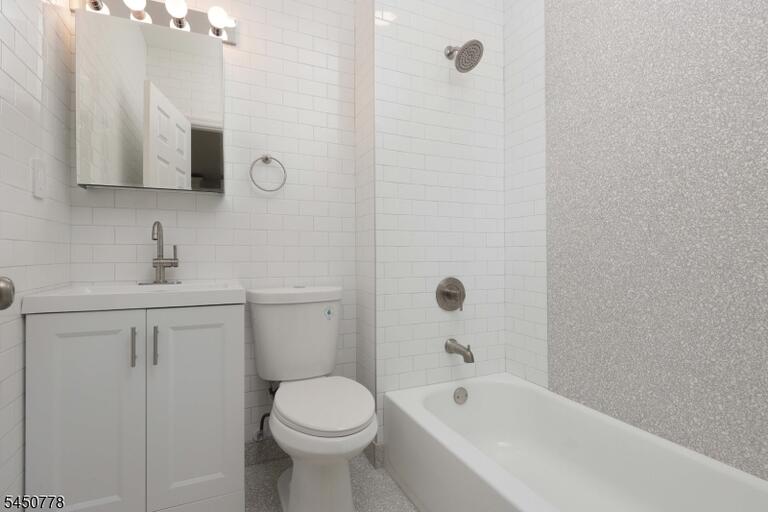 Property listing MLS 4044216 photo 7