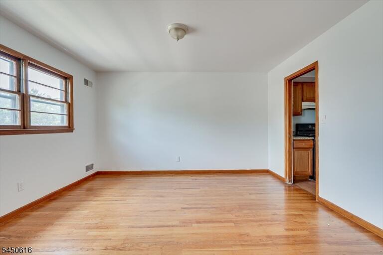 Property listing MLS 4044489 photo 26