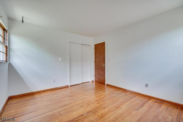 Property listing MLS 4044489 photo 34