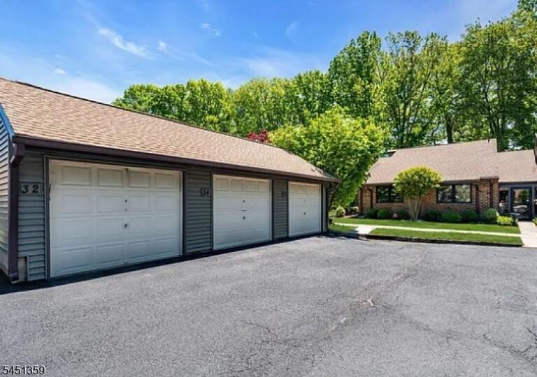 Property listing MLS 4044708 photo 16