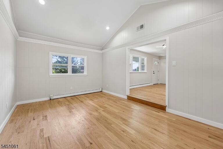 Property listing MLS 4044840 photo 19