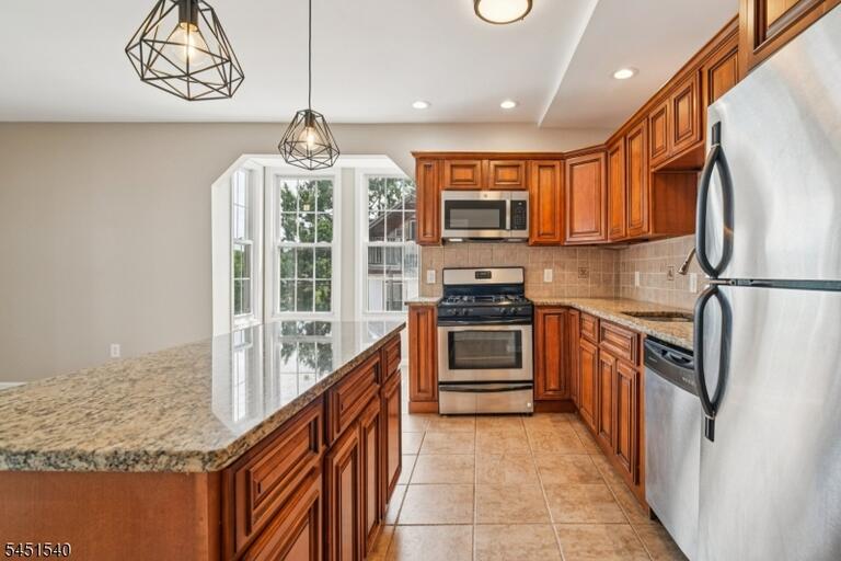 Property listing MLS 4044853 photo 8