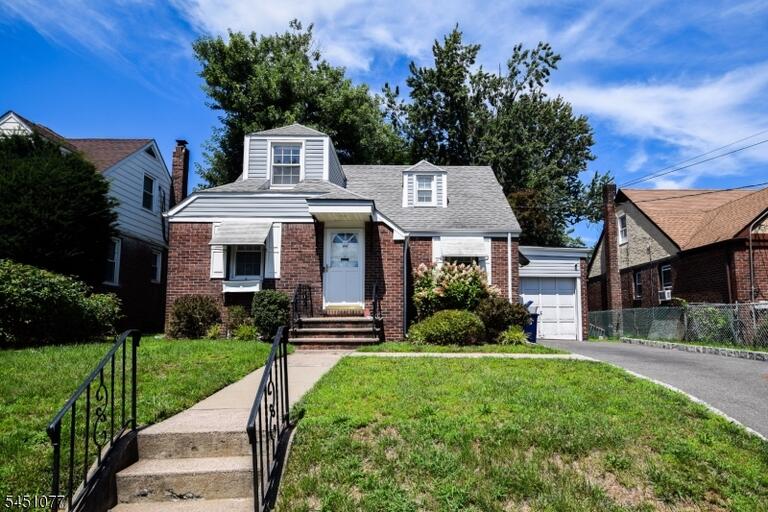 Property listing MLS 4044971 photo 1