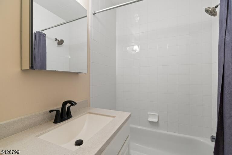 Property listing MLS 4044997 photo 14