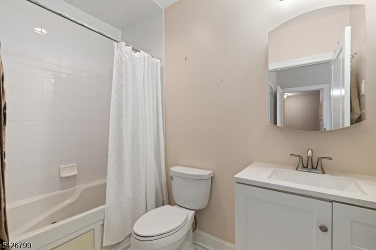 Property listing MLS 4044997 photo 18