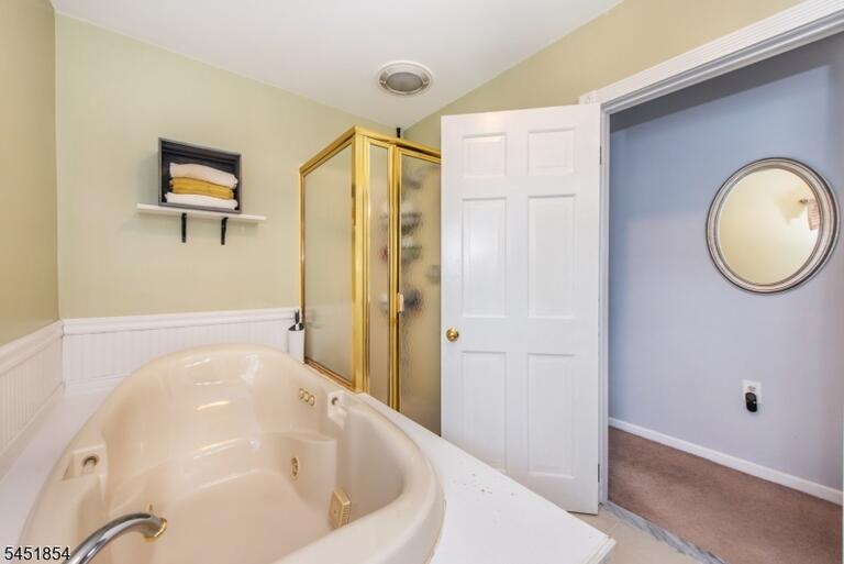 Property listing MLS 4045135 photo 14