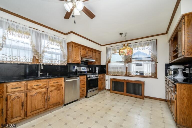 Property listing MLS 4045371 photo 14