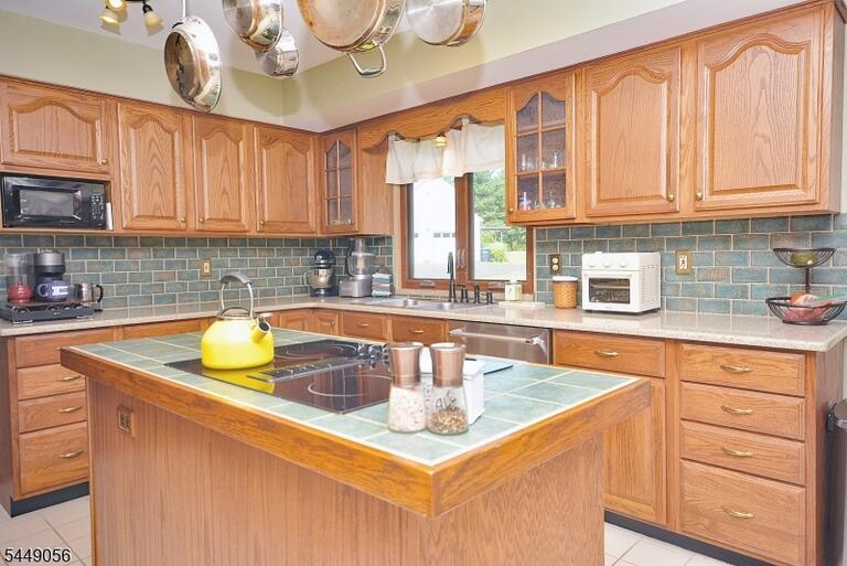Property listing MLS 4045504 photo 11