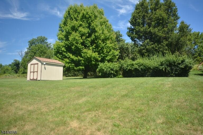 Property listing MLS 4045504 photo 33