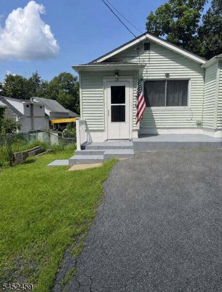 Property listing MLS 4045706 photo 2