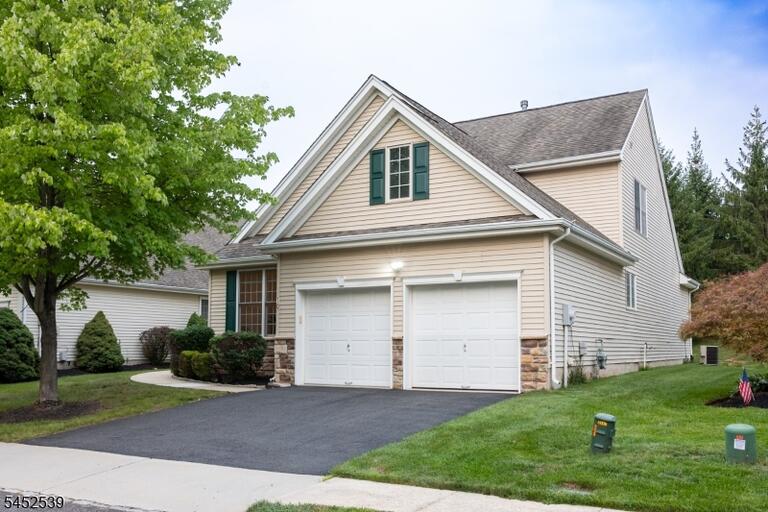Property listing MLS 4045773 photo 26