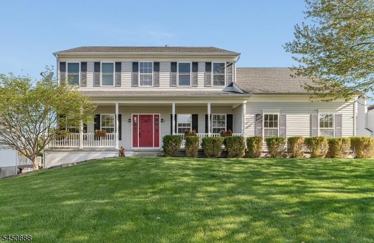 Property listing MLS 4045924 photo 1