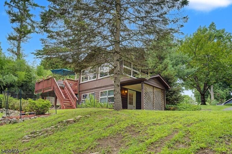 Property listing MLS 4046115 photo 25