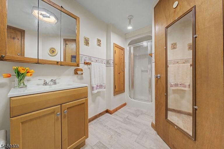 Property listing MLS 4046115 photo 29