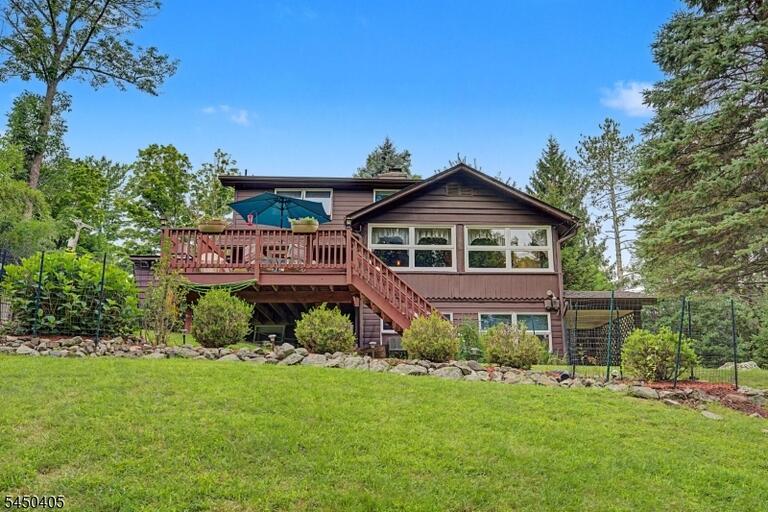 Property listing MLS 4046115 photo 5