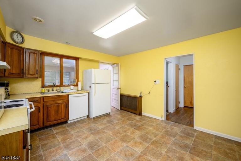 Property listing MLS 4046338 photo 17
