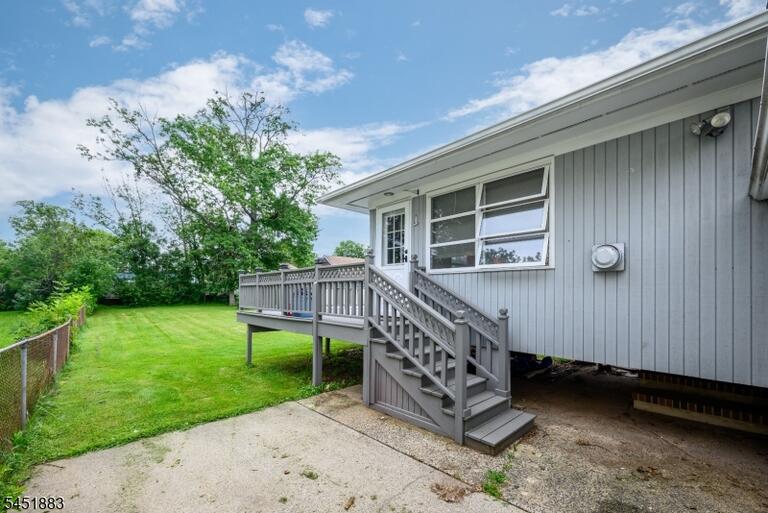 Property listing MLS 4046338 photo 5