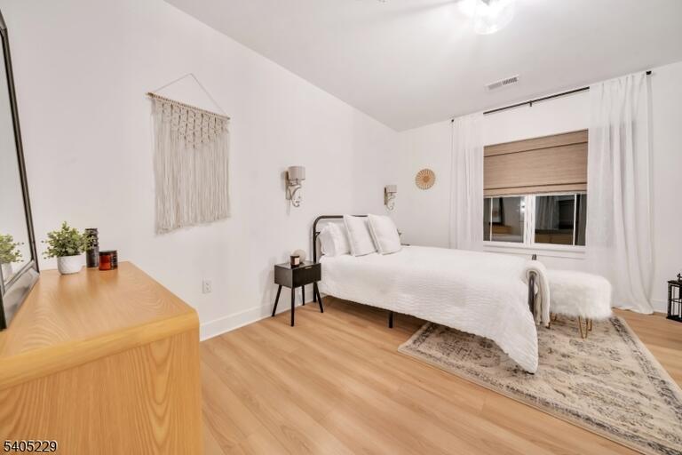 Property listing MLS 4046342 photo 6