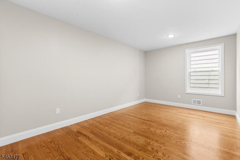 Property listing MLS 4046522 photo 7