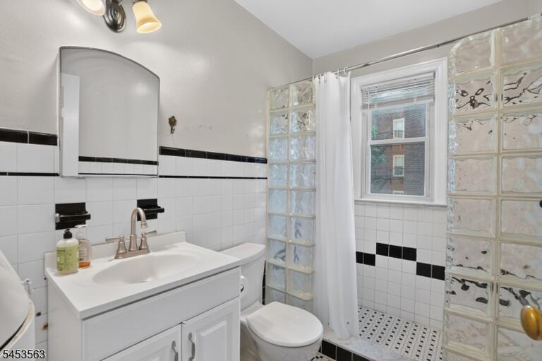 Property listing MLS 4046620 photo 8