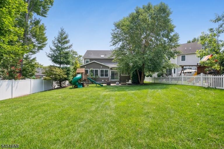 Property listing MLS 4046623 photo 39