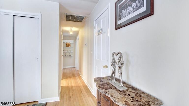 Property listing MLS 4046675 photo 12