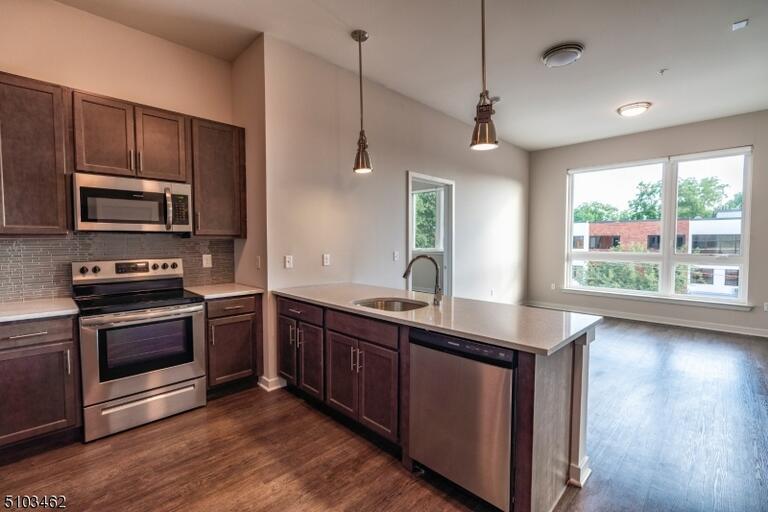 Property listing MLS 4046704 photo 6
