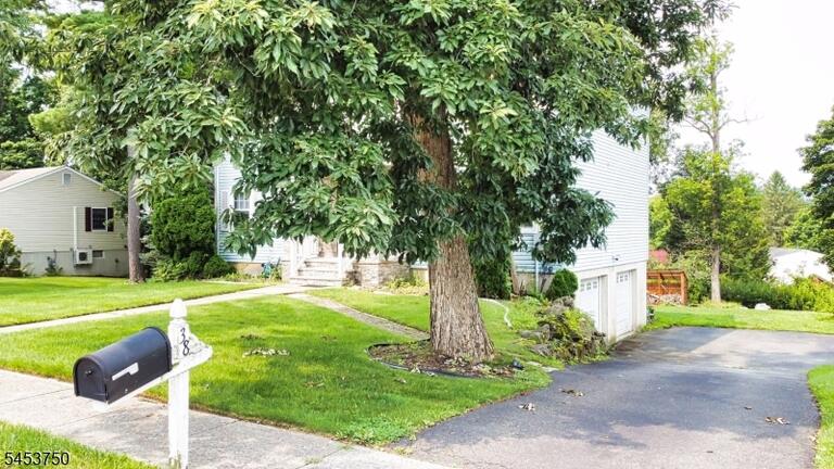 Property listing MLS 4046791 photo 4