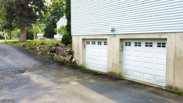 Property listing MLS 4046791 photo 5
